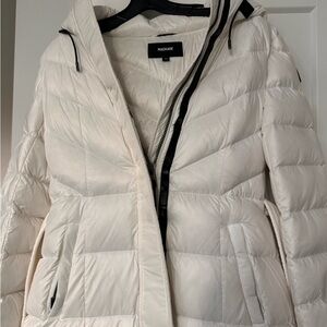 Calina long line white medium Coat